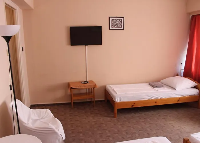Hotel Tara 2*